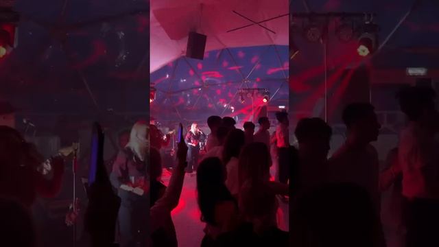 - Где лучшие мэшапы?
- У #fmcoverband