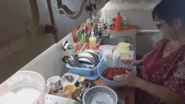 Жизнь в деревне - Заготовки на зиму: МАЛИНА  - 2 рецепта