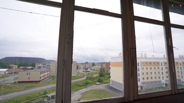 Продаётся просторная трёхкомнатная квартира в городе Верхний Уфалей Челябинская область смотреть онлайн