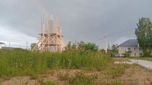 Z.Б.166. Не надо пустых разговоров о счастье! Непонятная жизнь, но мы её живём.