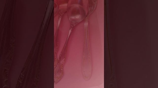 Молочная кислота 80_ в действии Очищаем ложки
