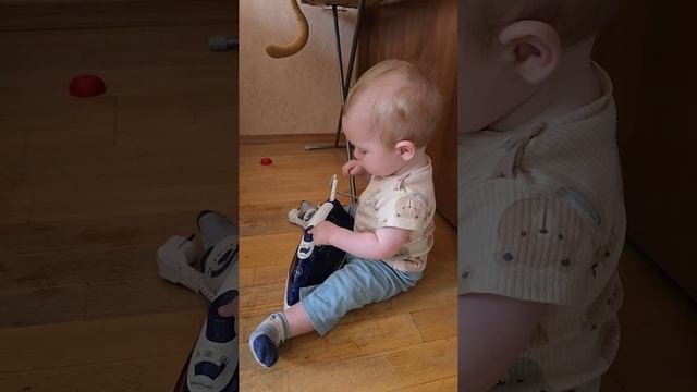 #alan #алан #утюг4 #reels #margo #short #shorts #development #baby #babyboy #play #playing #surprise