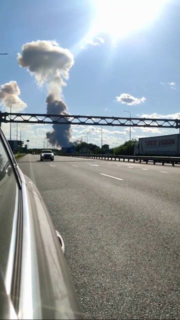 В Житомире прогремело два мощных взрыва.
