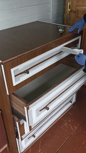 ПЕРЕДЕЛКА СТАРОГО КОМОДА. НАЧАЛО.
