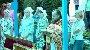 Прямая трансляция крестного хода до храма в честь иконы Божией Матери Живоносный источник и литургии