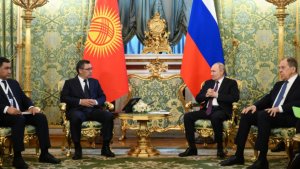 Путин и Жапаров обсудили статус русского языка в Киргизии