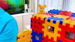 Мистер Макс Катя и Макс их активные игры