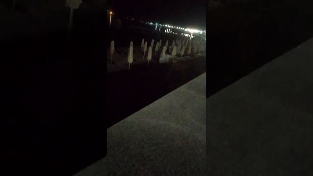 На набережной на пробежке
