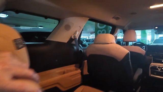 Популярный Kia Carnival. Что в нем есть? смотреть онлайн