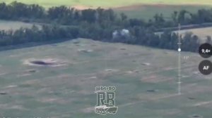 🇷🇺💥 Точно в укрытие: Российский ударный дрон влетел в опорник ВСУ на Покровском направлении !!!