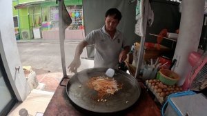 Гастрономический оргазм в Таиланде - июнь 2025 | Пробуем уличные вкусняшки.