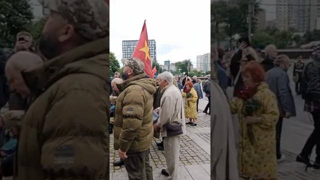 Возложение цветов