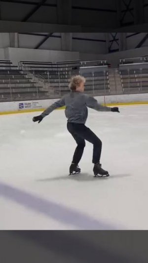 Американский фигурист Илья Малинин