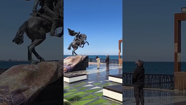 Крым 2025. Феодосия перед Днём Победы: чистейшее море, пустынная набережная и весеннее солнце! ️