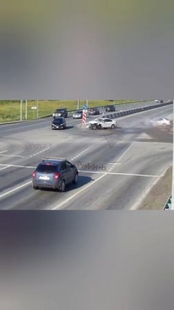 пролетел на красный🔴