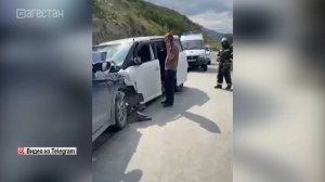 Микроавтобус с туристами попал в аварию на трассе Леваши – Хаджалмахи