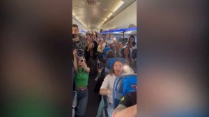 Певец Леонид Агутин дал концерт на борту рейса Москва – Сочи