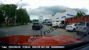 Мотоциклист мастерски избежал ДТП