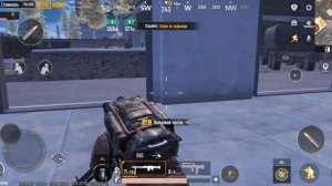 играю в метро рояль