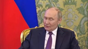Путин поблагодарил Кыргызстан за особый статус русского языка