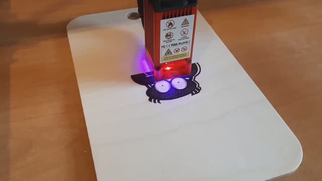 Зачем нужен лазерный гравер Laser Engraver ЧПУ резак, режет фанеру и пластик гравирует, рисует.