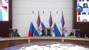 Медведев: более 210 тысяч контрактников присоединились к войскам с начала года