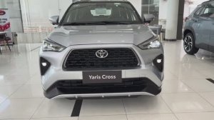 Toyota YARIS CROSS 2025 обзор