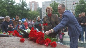 В Серпухове, в День ветеранов боевых действий, возложили цветы у памятника «Чёрный тюльпан»