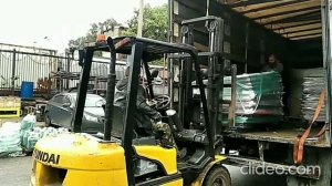 Поступление пожарного оборудования на склад: пожарные щиты и лопаты