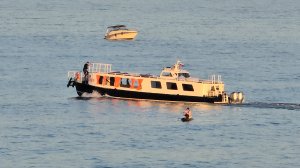 На берегу чёрного моря