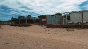 КРЫМ СЕГОДНЯ. ОТ ЖАРЫ НЕКУДА ДЕТЬСЯ! СМОТРИМ ПЛЯЖ, СТОЛОВЫЕ, МАГАЗИНЫ. КУРОРТНОЕ / КЕРЧЬ.