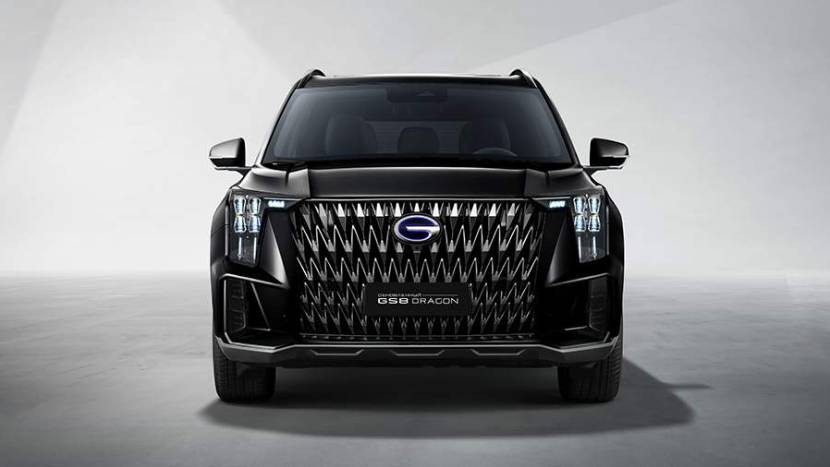 GAC начал продажи гибридного кроссовера GS8 Dragon в России