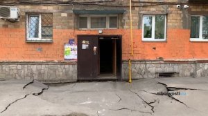 Спасают животных из дома на Бограда