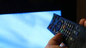 Врач рассказал о вреде просмотра сериалов на телефоне для зрения