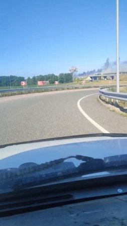 По другим данным, взорвалась не АЗС, а расположенные рядом с ней складские помещения, но точной ...