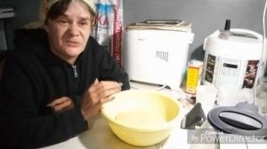 Пеку с вами пряники и общаюсь.