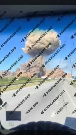 🇺🇦💥🏴☠Момент взрыва АЗС в Житомире попал на авторегистратор,2 Июля
