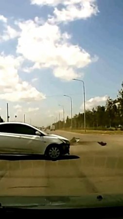 Момент аварии на улице Конева в Омске