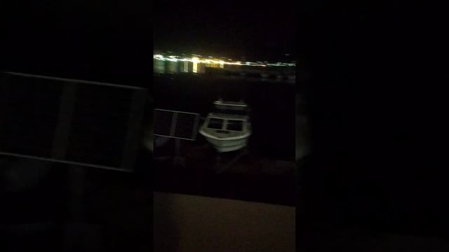Яхты у причала