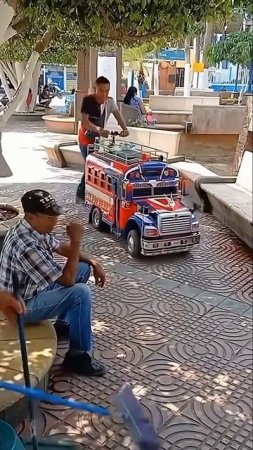 Обычный Транспорт в Гватемале))))0