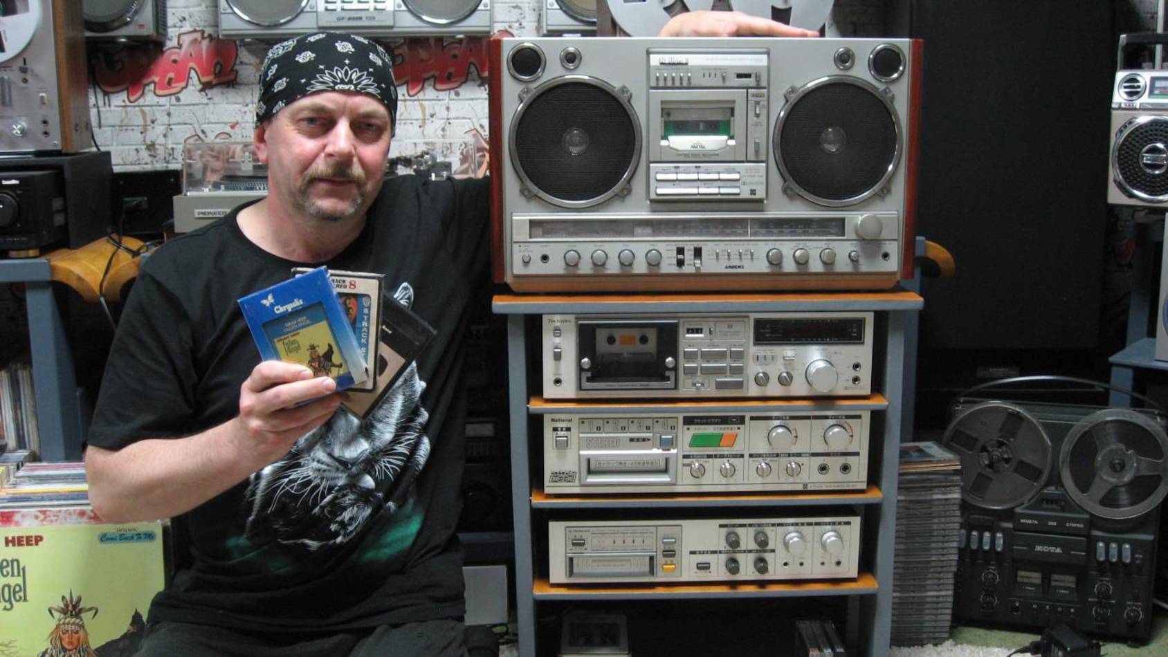 8track-stereo8 / PIONEER KD-8 и National RS-824 послушаем и полюбуемся. смотреть онлайн