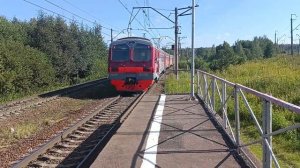 Электропоезд ЭД4М-0036 Отправляется с о.п 211 км