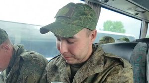 Первые звонки - самым близким.