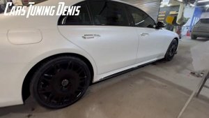Подсматриваем в мир брутальных тачек и тут без бравого Mercedes S-class не обойтись