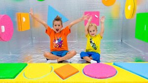 Влад и Ники внутри волшебного куба челлендж! Интересное видео для детей.