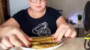 РЫБА ЗА КОПЕЙКИ,но ТАКАЯ ВКУСНАЯ👍/У НЕЕ БЕЛОЕ МЯСО И ВКУСНЕЕ МИНТАЯ/МУКБАНГ ЖАРЕНАЯ РЫБКА ⏱ 00:21:3