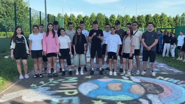 «Студенты рисуют Победу» смотреть онлайн