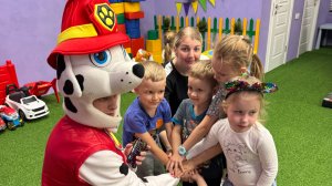Шоу мыльных пузырей Щенячий патруль в детской игровой комнате лофте 2KIDS.