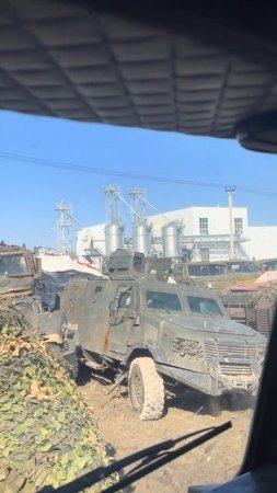 Стоянка трофейной украинской техники, которая была захвачена в Курской области.
