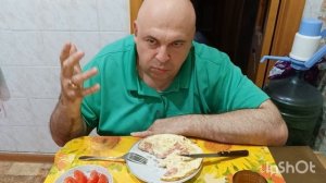 Мукбанг. Омлет с ветчиной, помидор и апельсиновый сок. Земля тюрьма вселенной.